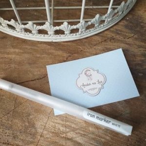 Marcador Branco para tecidos desaparece com o ferro