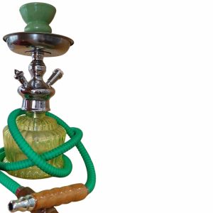🌬️ Narguilé Compacto Verde com Detalhes Clássicos – Estilo, Tradição e Praticidade 🌿